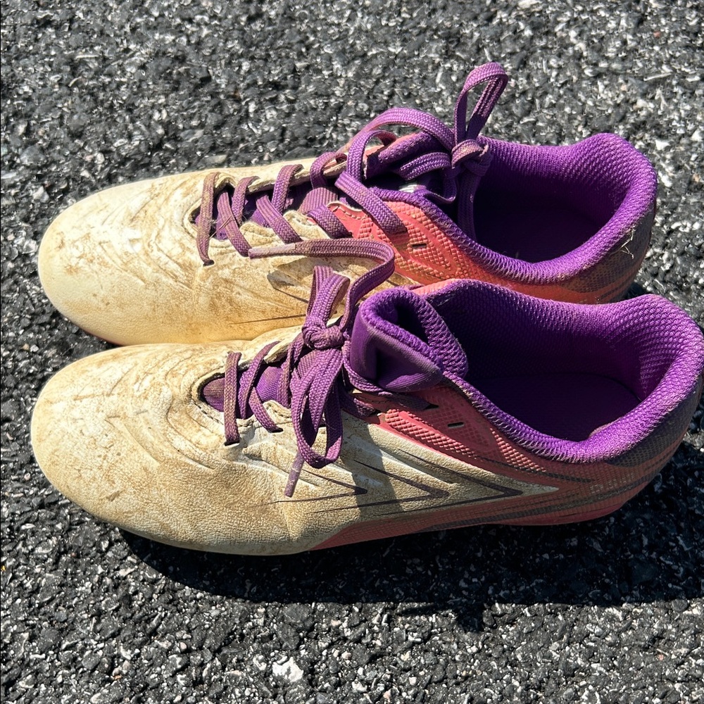 Girls Cleats